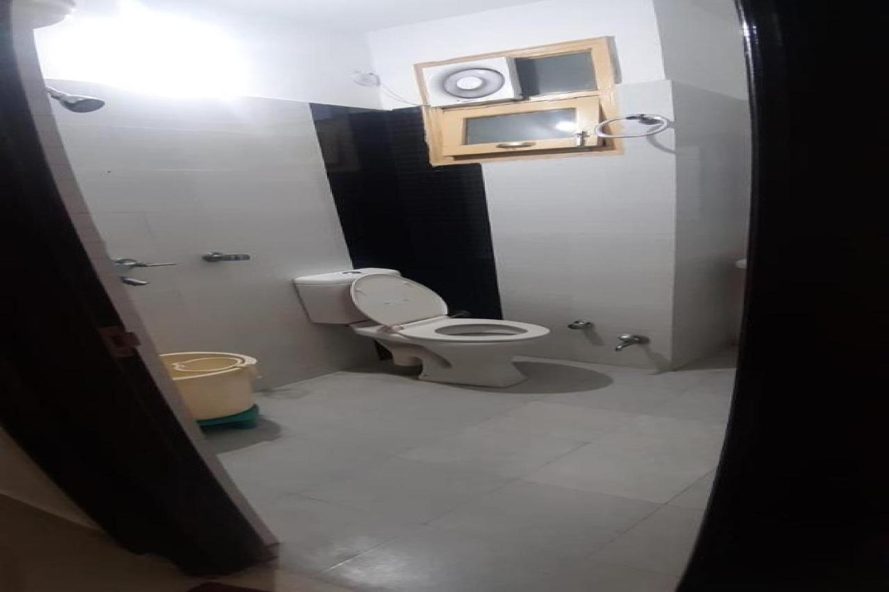 Oyo 81211 Hotel Janta Katra (Jammu and Kashmir) Ngoại thất bức ảnh
